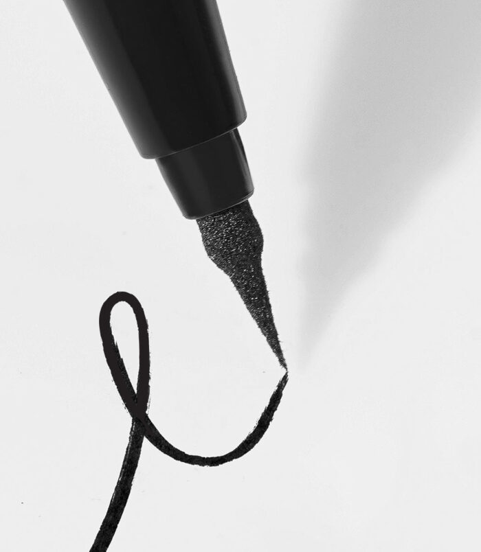 Eye-Liner-marker-Image-3_1.jpg