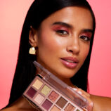 MakeupRevolutionTheEternalIconGreenEyeshadowPalette3.jpg